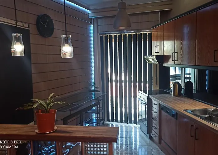 Ano Poli 公寓 塞萨洛尼基